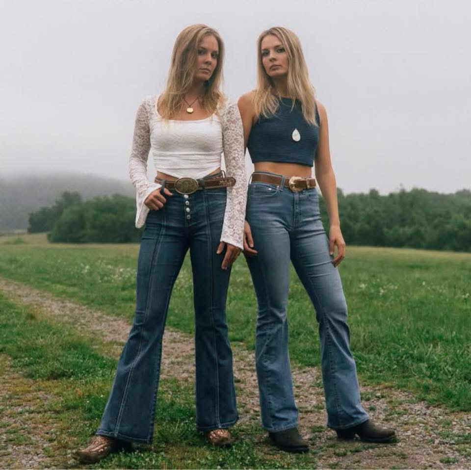 Kelly & Sarah promotional artwork